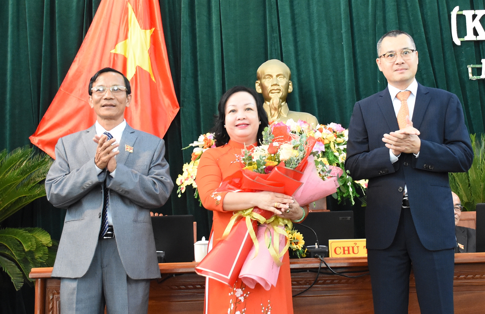 Phú Yên có tân Chủ tịch HĐND, Chủ tịch và 2 Phó Chủ tịch UBND tỉnh